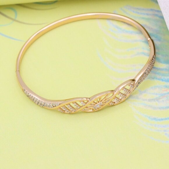 Rose Gold Twist Design CZ Bangle for Women, XPBL0529 - Picture 4 of 12